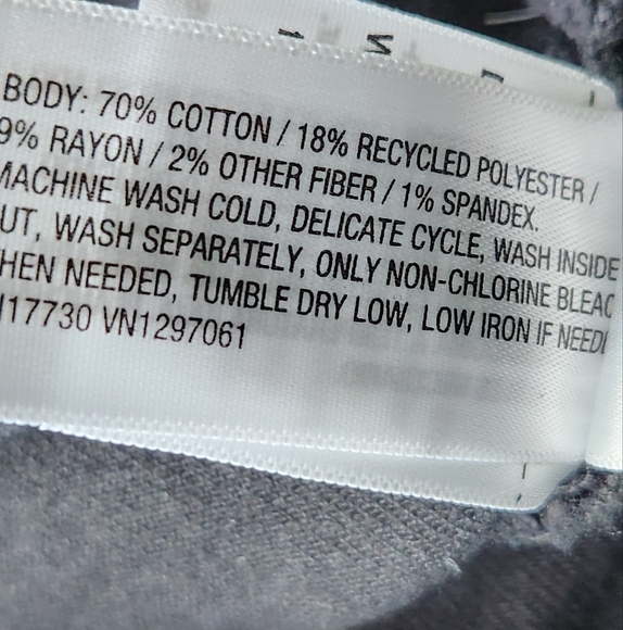 Women's Highest Rise Straight Ankle Black Jeans - Universal Thread - Size 8 - Picture 6 of 12